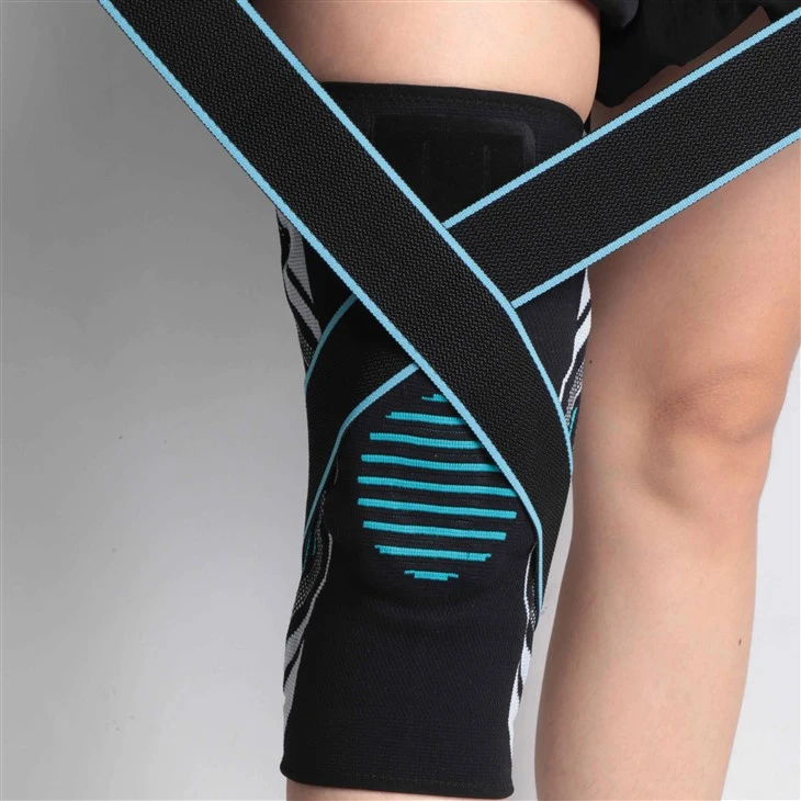 breathable knitted knee brace with inner silicone anti-slip grip