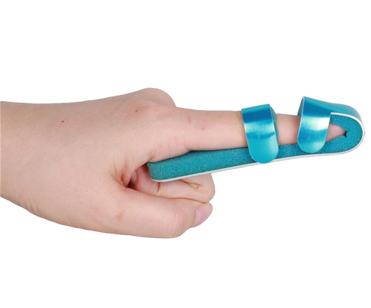 padded finger immobilizer with two bendable retaining tabs